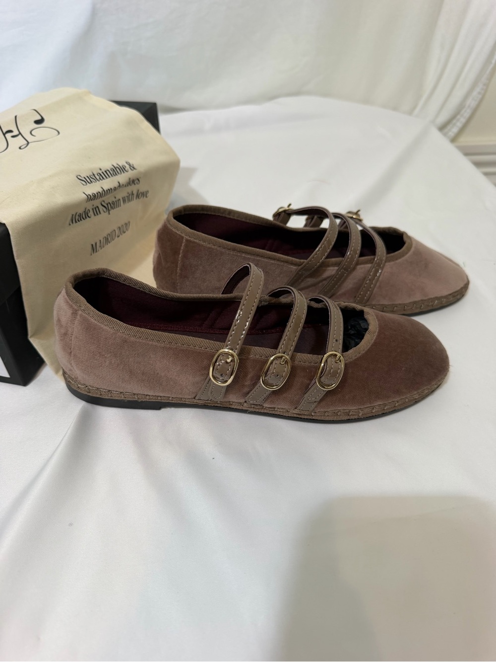 Flabelus Mina Triple Strap Velvet Mary Jane Flats Brown EU 40 NIB Handmade Spain - Picture 13 of 17